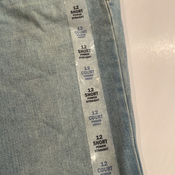 NWT OLD NAVY Power Straight jeans - Picture 2 of 4
